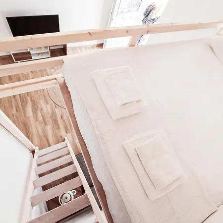 Whitelist Maisonette I And Ii In