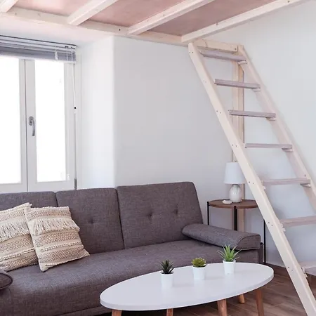 Whitelist Maisonette I And Ii In